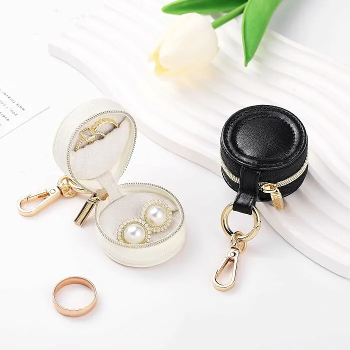 Their Rings Will Have A Chic Little Place To Hang Out Other Than The Bottom Of Their Purse With This Clever <a Style="Display:inline;" Href="Https://Www.amazon.com/Oranllow-Portable-Jewelry-Keychain-Necklace/Dp/B0fgq2213p?crid=3v6i1eqd5109h&dib=eyj2ijoimsj9.ur2zfs5jrisfudo02pgq_9nti3sscxib3sx-Yrxfpboohocrzitlabs_oohd_6mxtsex-Aqaqqqvuftqcqqciqsshszgu3z2wt3kw4u_6lk03qrcu5eaptupe00txyc4ij7bj3mebvl_nrzqqr3-W1fifwrkmfhkqdytktptl-Bodpxr8wttharzmfrrz9r0rl-Fjerre7gzmnmeuzd6qxceyyh6ii-Lgetefdauxsmtqrfde1uzezacx-Kchavuamhh-U_cdodw5f95pmbd0hu_hhzkhxxrhnisxuetjwy.fvd3osqv4ej4wdqhnxeteumlm2xx3wiudkx9u-Zzw0y&dib_tag=se&keywords=jewelry%2bstorage%2bkeychain&qid=1763384501&sprefix=jewlry%2bstorage%2bkeychain%2caps%2c276&sr=8-30&th=1&linkcode=ll1&tag=bpdodo-20&linkid=4f2d7b0dd8dd9e0fe0393ebe0a0efce6&language=en_us&ref_=as_li_ss_tl" Target="_blank">   <span Style="Font: Inherit; Color: #d74b1f;"> Jewelry Holder Key Chain </Span>