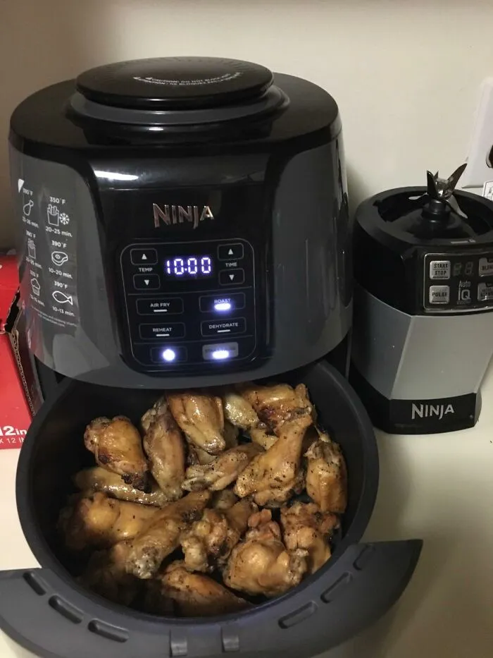 The Only Appliance That Understands Your Guests' Sudden, Late-Night Craving For Perfectly Crispy French Fries Is A <a Style="Display:inline;" Href="Https://Www.amazon.com/Ninja-Af101-Fryer-Black-Gray/Dp/B07fdjmc9q?ie=utf8&th=1&linkcode=ll1&tag=bptapir-20&linkid=3a94f8548ef11e190ed0185868cce85e&language=en_us&ref_=as_li_ss_tl" Target="_blank">   <span Style="Font: Inherit; Color: #d74b1f;"> Ninja Air Fryer </Span>