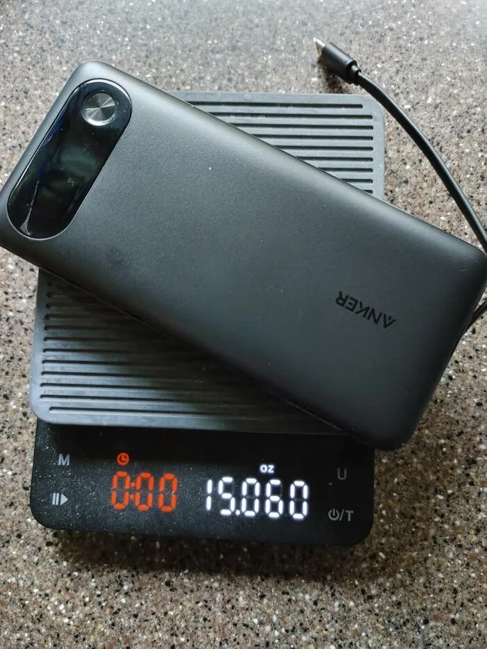  The Dreaded Red Battery Icon Will No Longer Send Them Into A Full-Blown Panic With An <a Style="Display:inline;" Href="Https://Www.amazon.com/Anker-Portable-Charger-Charging-Battery/Dp/B0cxdxp8vr?ie=utf8&th=1&linkcode=ll1&tag=bpmole-20&linkid=a98e7a94460f71a749e33c62a84e4c4d&language=en_us&ref_=as_li_ss_tl" Target="_blank">   <span Style="Font: Inherit; Color: #d74b1f;"> Anker Power Bank </Span> In Their Pocket