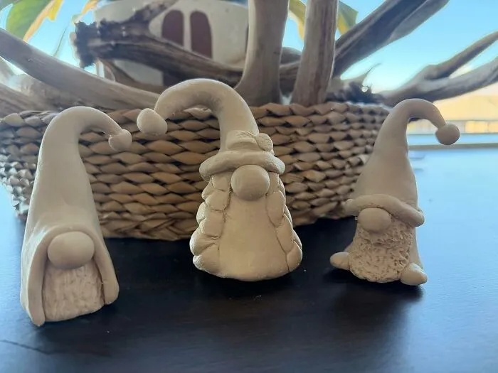 The Only Dinner Guest Who Won't Mind Being Molded Into A Weird, Lumpy Sculpture Is A Fresh Ball Of <a Style="Display:inline;" Href="Https://Www.amazon.com/Crayola-Natural-White-Modeling-Bucket/Dp/B089t7px27?ie=utf8&linkcode=ll1&tag=bpoctopus-20&linkid=20feb24ea19ba26f0619d4a4ca2efd65&language=en_us&ref_=as_li_ss_tl" Target="_blank"> <span Style="Font: Inherit; Color: #d74b1f;"> Crayola Air Dry Clay </Span>
