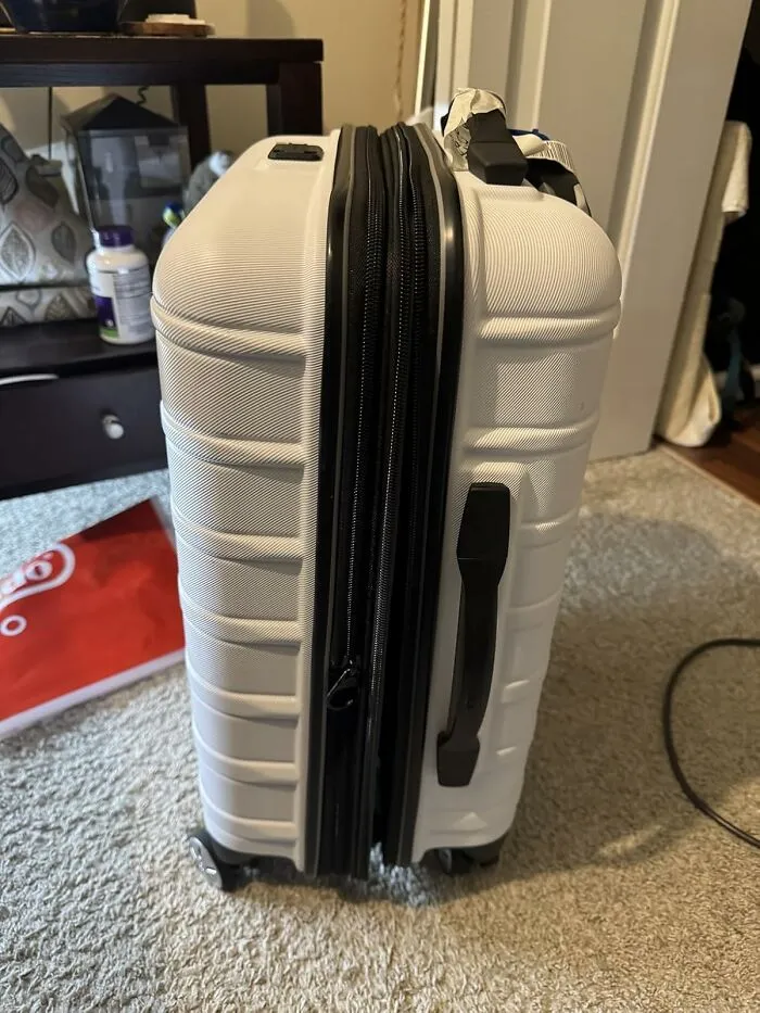 You Can Be The Person Who Has Finally Mastered The Art Of Not Having Their Luggage Explode On The Baggage Carousel With A Set Of <span Style="Font: Inherit; Color: #d74b1f;"> Samsonite Hardside Expandable Luggage </Span>