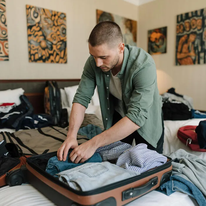 Folks Who “Vanished” Reveal The Realities Of Starting New Lives As New People