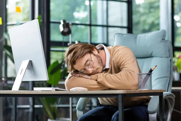 32 Things People Didn’t Realize Were Optional In Life Until They Saw Someone Not Doing Them