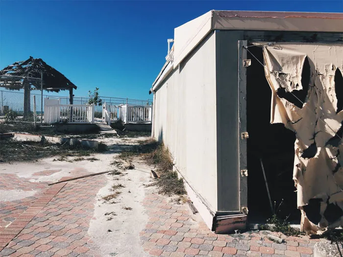 “It May Be The Single Worst Thing I’ve Ever Seen”: 50 Urban Explorers Share Their Creepiest Finds