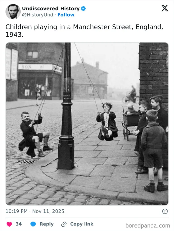 50 Fascinating Photos That Reveal Moments Lost To Time