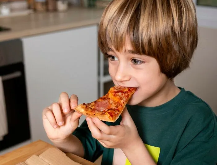 30 Nepotism Culture Shocks That Might Hit An Average Person A Little Too Hard