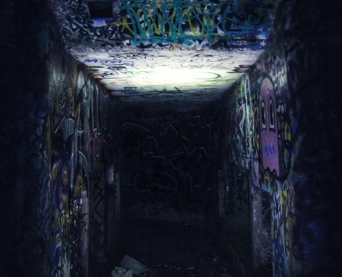 “It May Be The Single Worst Thing I’ve Ever Seen”: 50 Urban Explorers Share Their Creepiest Finds