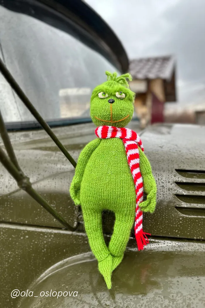 30 Grinch Knitting Projects That Will Make You Want To Knit Toys (New Pics)