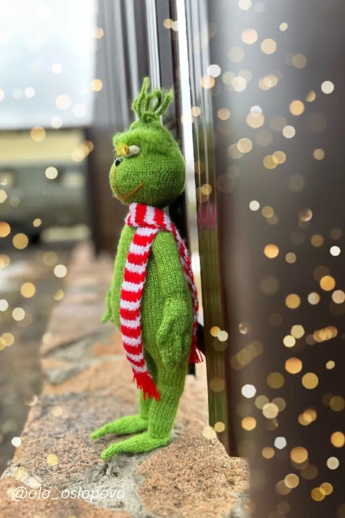 30 Grinch Knitting Projects That Will Make You Want To Knit Toys (New Pics)