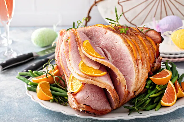 35 Thanksgiving Dinners Where The Main Course Was Turkey And The Side Dish Was Pure Drama