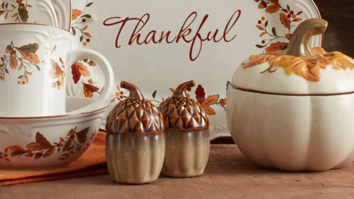 22 Thanksgiving Game-Changers That'll Make You Actually *Want* To Host Again Next Year