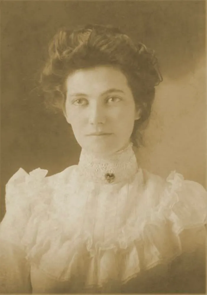Lucy Chandler Powell, Beloved Teacher