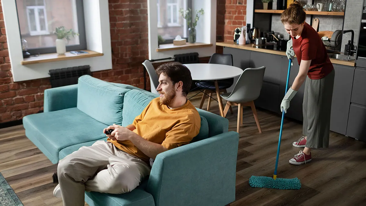 Unemployed Guy Expects Partner To Pay His Bills Until He Finds A ‘Perfect’ Job, Receives A Reality Check