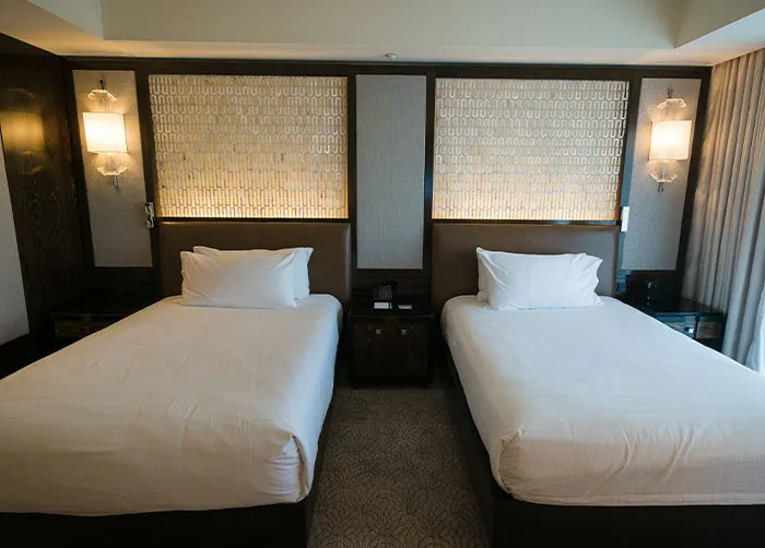 42 Of The Worst Places People Had To Survive A Night In