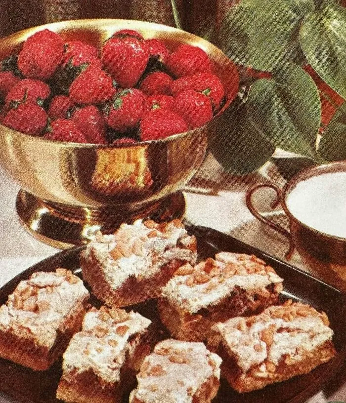 Hoosier Peanut Bars From “Pillsbury’s Best Butter Cookie Cookbook”, 1960