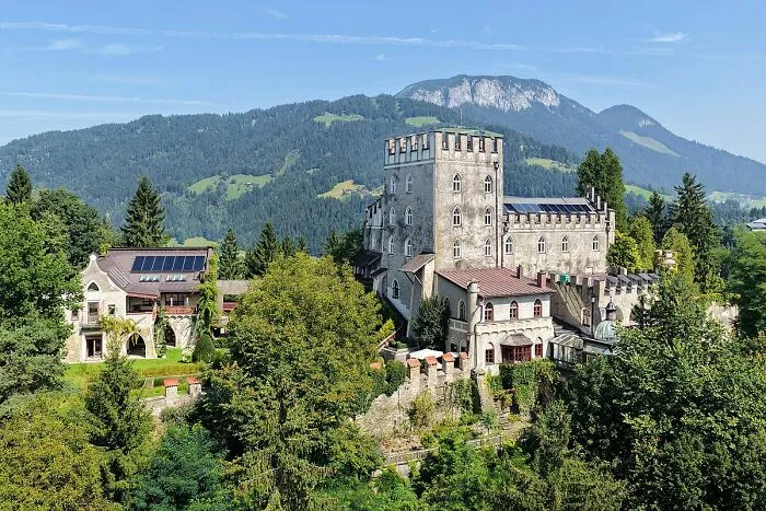 The Battle Of Castle Itter