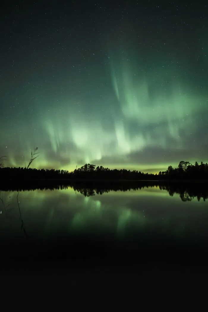 The Best Places And Times To See The Northern Lights From My Own Experience (13 Pics)