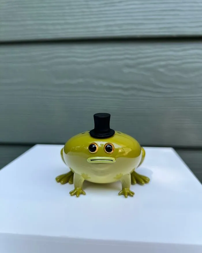 50 Whimsical Vinyl Toys By Sad Salesman That Might Make You Smile Instantly