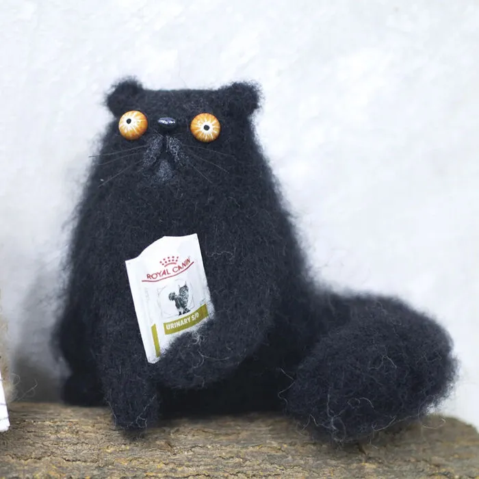 33 Unique Felt Toys By Emina Poison That Perfectly Balance Cute, Weird, And Wonderful (New Pics)