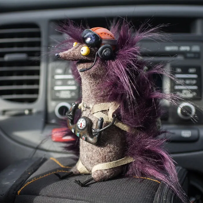 33 Unique Felt Toys By Emina Poison That Perfectly Balance Cute, Weird, And Wonderful (New Pics)