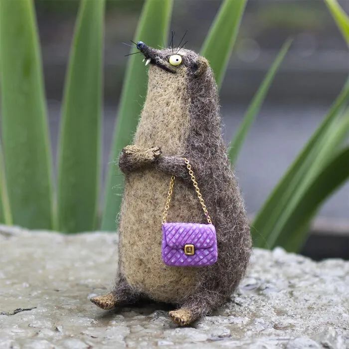 33 Unique Felt Toys By Emina Poison That Perfectly Balance Cute, Weird, And Wonderful (New Pics)