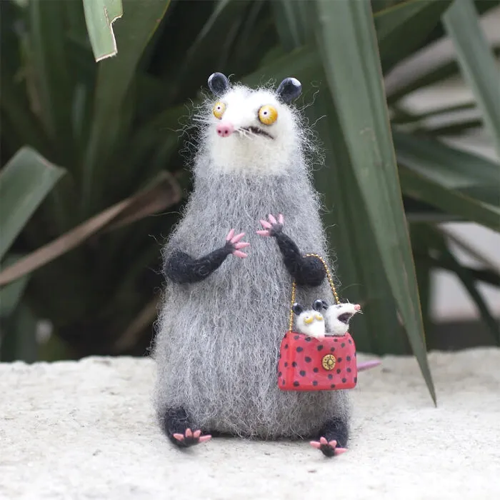 33 Unique Felt Toys By Emina Poison That Perfectly Balance Cute, Weird, And Wonderful (New Pics)