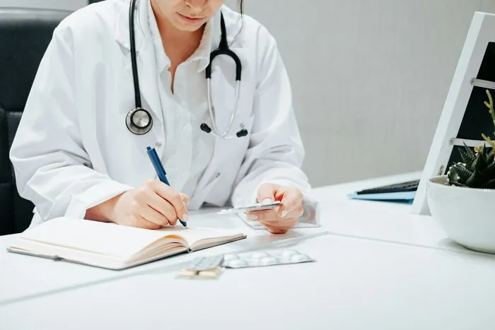 40 Doctors Reveal The Most Dangerous Mistakes They’ve Ever Had To Fix