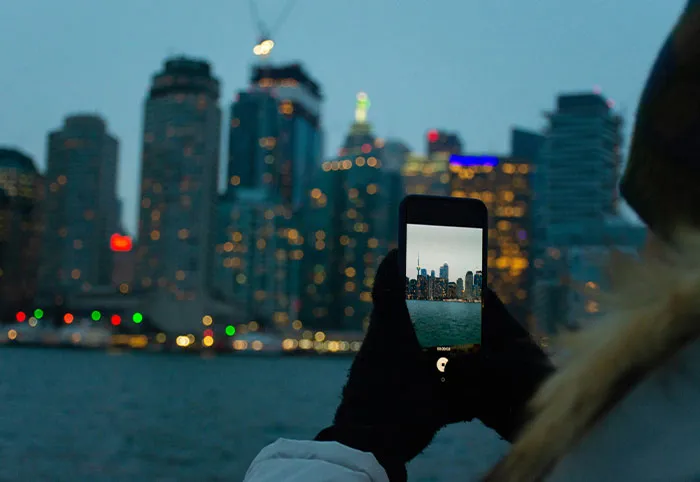 30 Americans Living In Canada Reveal The Differences Between The Two