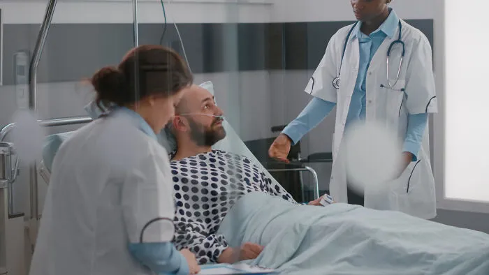 41 Hilarious Times Patients Woke Up From Anesthesia With Zero Filter