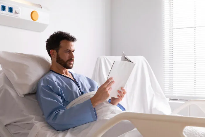 41 Hilarious Times Patients Woke Up From Anesthesia With Zero Filter