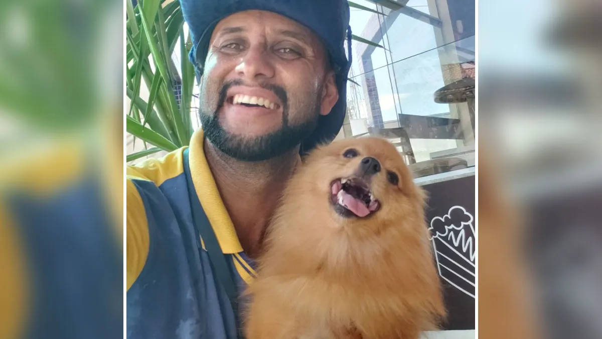 This Kind Mailman Stops To Befriend Dogs During His Deliveries, And It Might Melt Your Heart (50 Pics)