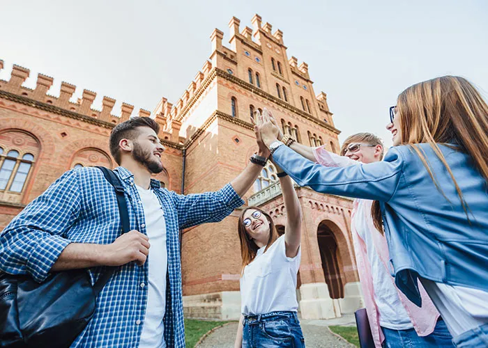 “Safe, Reliable And Boring”: 43 People Compare What It’s Like To Live In Europe Vs. The US