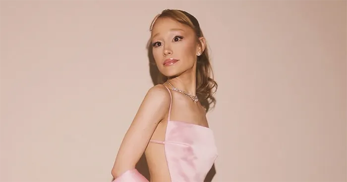 "That’s Called Tons Of Surgery": Concern Grows Over Ariana Grande's Transformation
