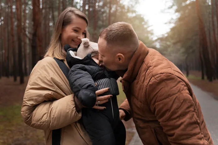 “Those Are My Real Parents”: 36 Adults Share How They Feel About Being Adopted