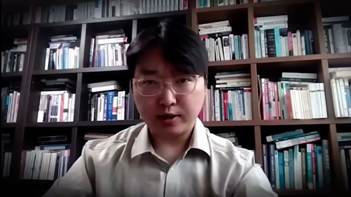 “World’s Smartest Man” From South Korea Brutally Mocked For Seeking US Asylum Over “Dumb” Reasons