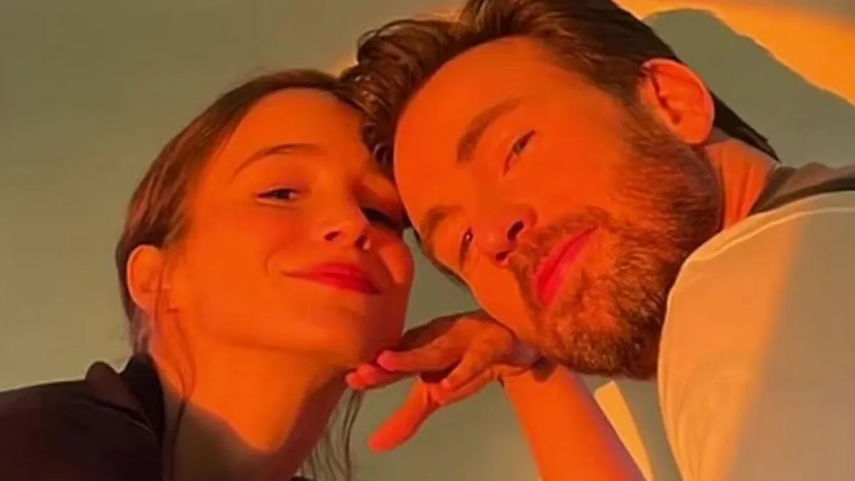 “Not Surprised”: Fans React To Chris Evans Cheating Rumors After Birth Of His First Baby