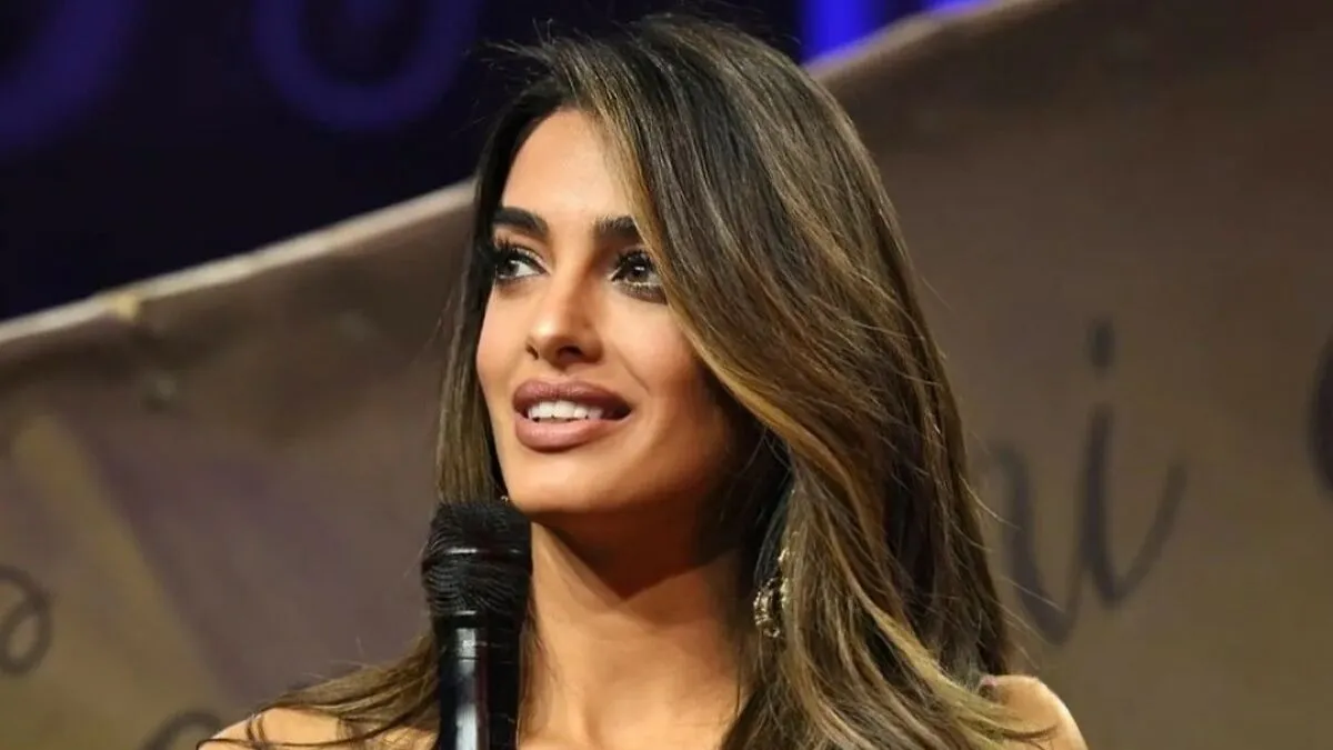 Major Photoshop Blunder After Vogue Almost “Facetunes” Amal Clooney Beyond Recognition