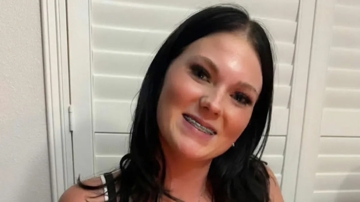 Father Of Teen Slain On Cruise Allegedly Had “Affair” With 15YO Babysitter