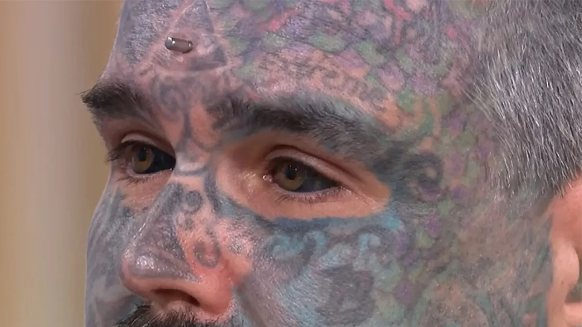 "Total Stupidity!": Man Who Got His Eyeballs Tattooed Reveals Dangerous Process