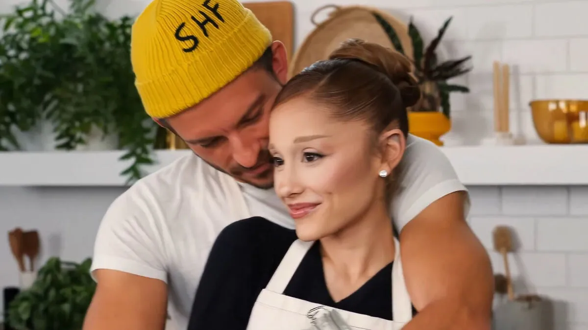 “Home Wrecking”: Ariana Grande Gets Roasted After "Intimate" Interaction With Jonathan Bailey