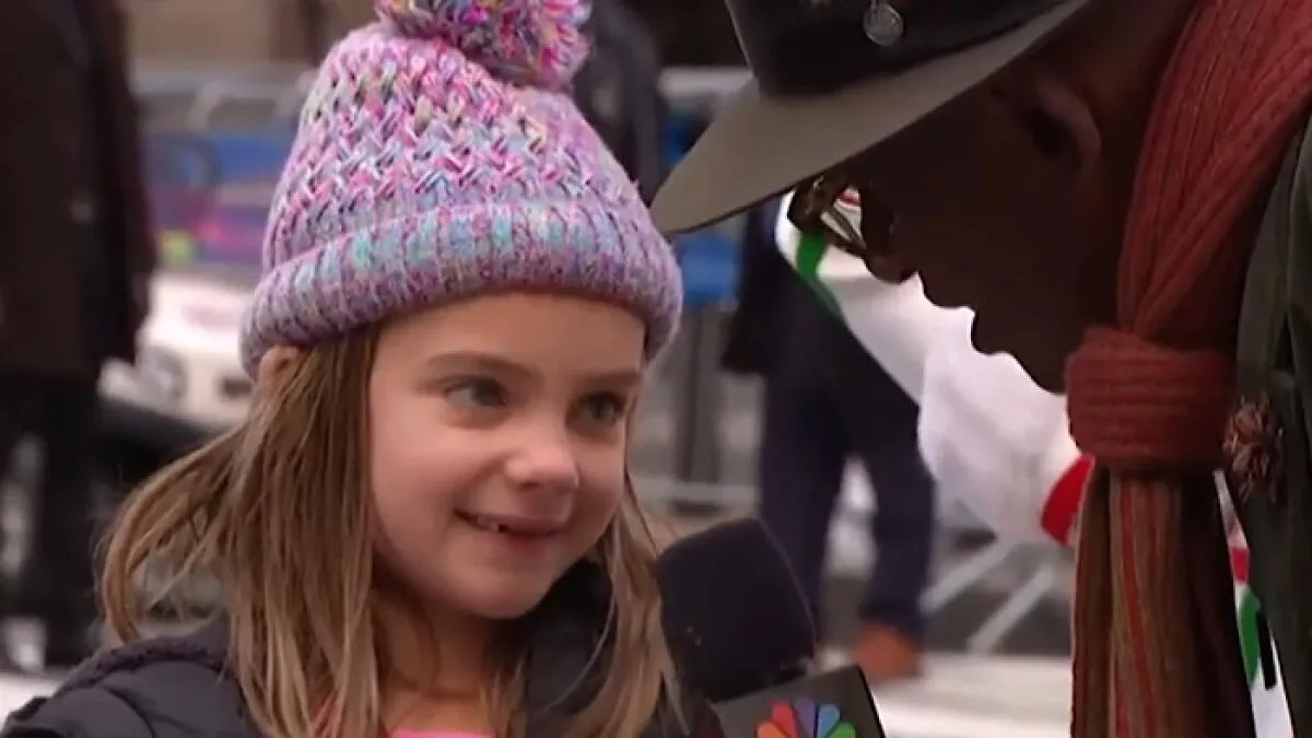 "It Was Epic": Little Girl's Brutally Honest Reaction To Golden Ticket Offer At Thanksgiving Parade Goes Viral