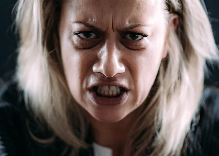 "Her Face Ripped Off": 49 Most Bizarre Medical Cases Medical Workers Saw In The ER