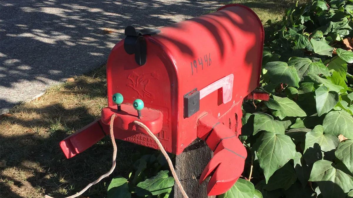 50 Mailboxes That Made Getting Mail Way More Interesting