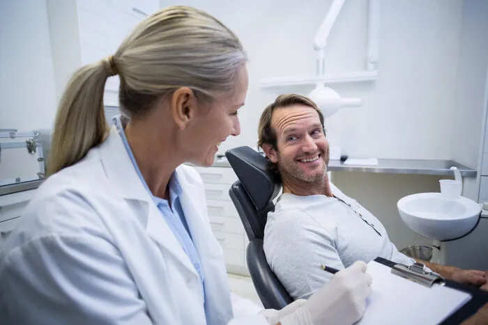 31 Medical Professionals Share The Most Bizarre Instances When Patients Tried "Self-Treatment"