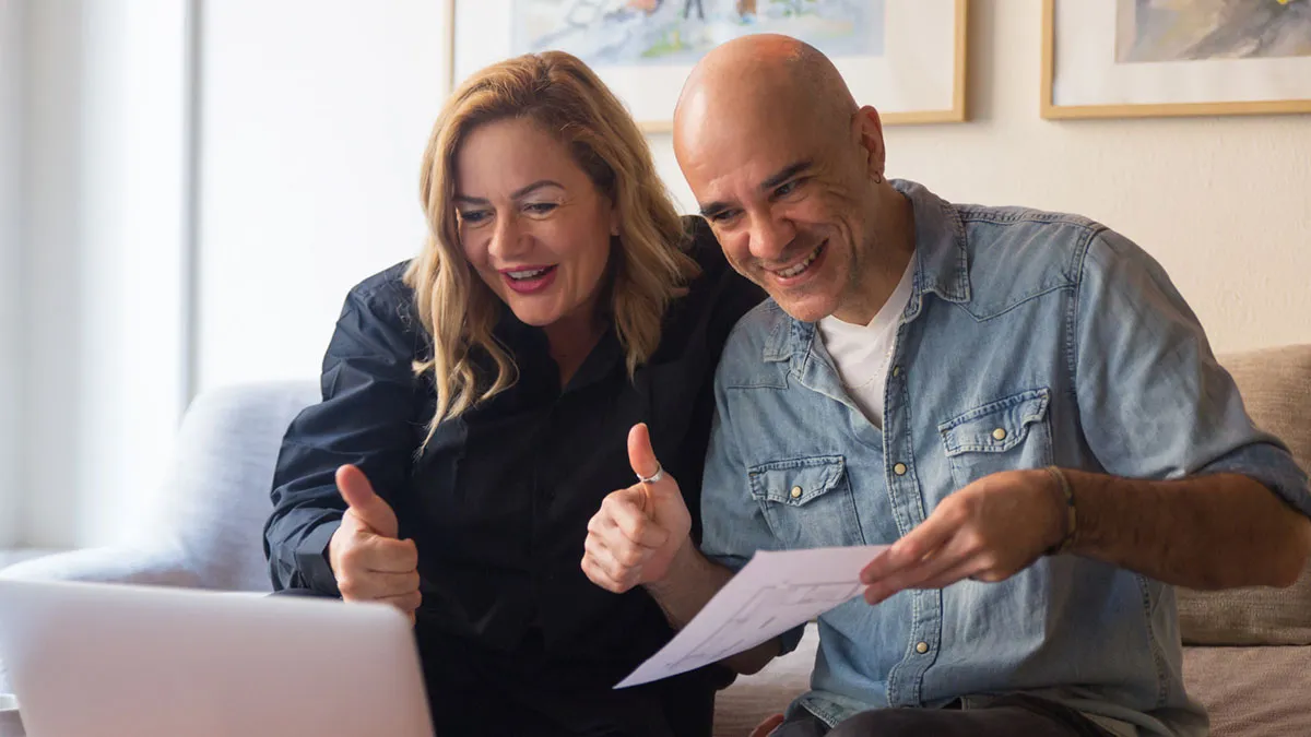 Toxic Dad Claims Daughter “Owes” Him For Raising Her, She Panics As He Sends Her A $15K Invoice