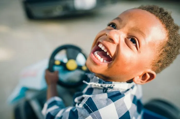 Someone Asked Parents What Made Them See Their Kids Inherited Their Quirks, And They Got 43 Replies