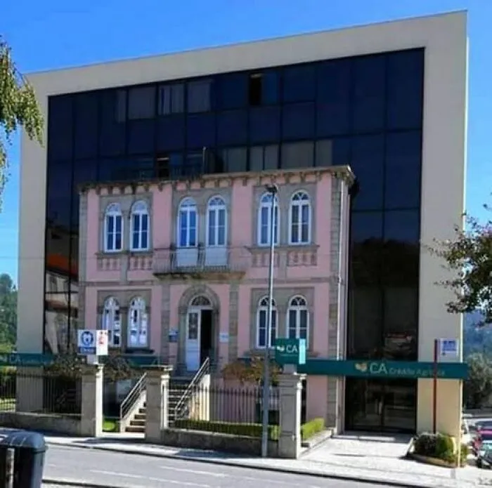 This Is How We Do It In Portugal. Better Than Total Demolition Or What Do You Say?