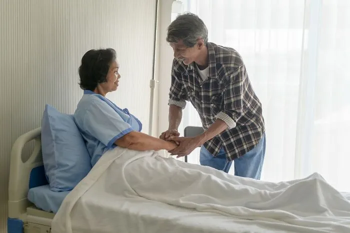 “He Never Was Charged”: 46 Shocking Last-Minute Truths People Revealed After A Lifetime Of Silence