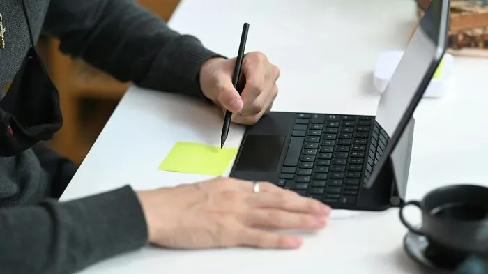 43 Insider Secrets From Various Jobs That You're Not Supposed To Know, But Are Industry Standards
