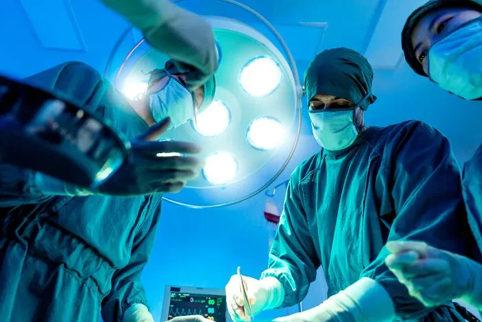 20 Pacientes que dijeron o hicieron algo tan inquietante que aún atormenta al personal médico